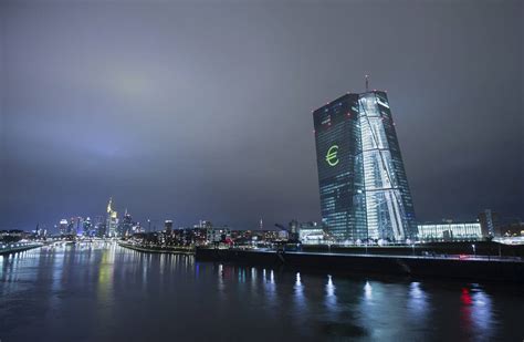 ECB: eurozone is ready for sharp change in monetary policy