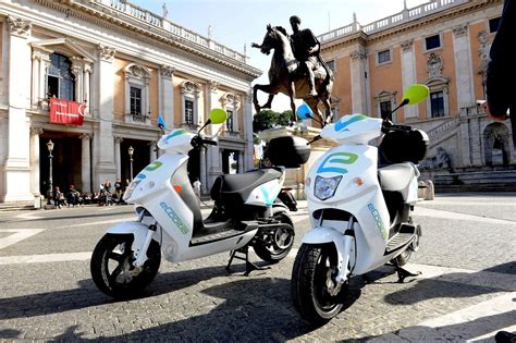 eCooltra scooter sharing  7