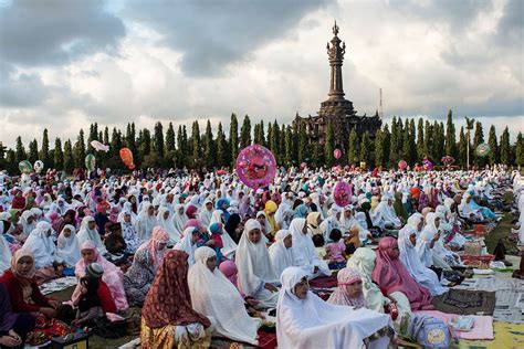 Eid Al Fitr around the world 2013 | ishraq fataftah