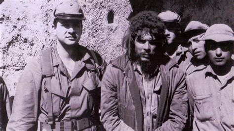 El agente de la CIA que atrapó al Che Guevara: «Fidel ...