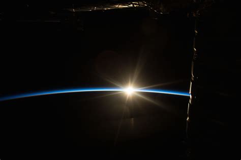 El amanecer desde la Estación Espacial Internacional – El ...