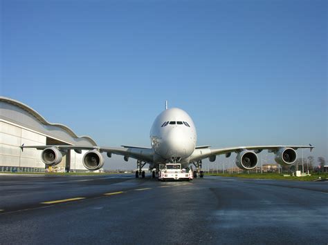 el avion de pasajeros mas grande  airbus A380    Taringa!
