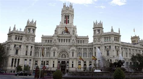 El Ayuntamiento de Madrid empieza la retirada de ...