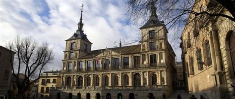 El Ayuntamiento de Toledo presenta su nueva página web ...