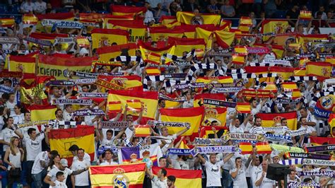 El Bernabéu responde al referéndum con banderas de España ...