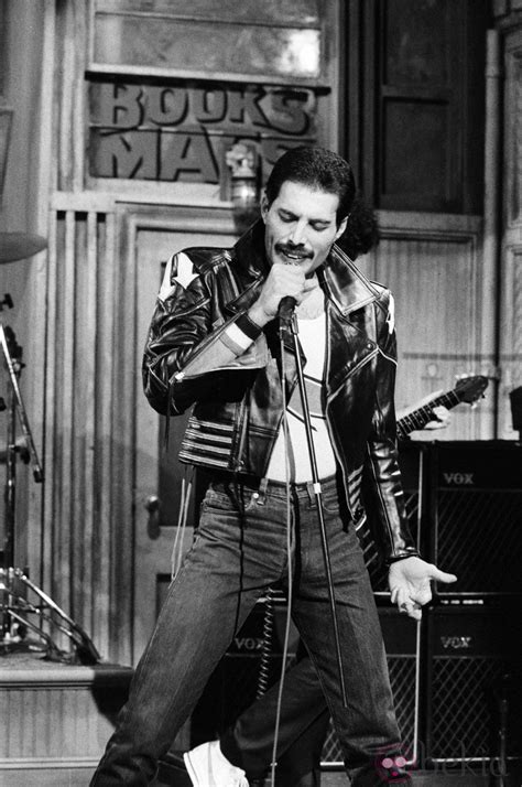 El cantante Freddie Mercury murió a los 45 años: Fotos en ...