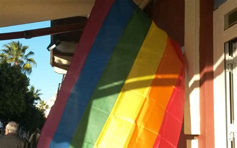El colectivo LGBTI de La Isla “no cuenta” para PSOE y PA ...