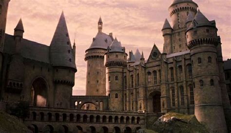 El colegio Hogwarts de Harry Potter abre sus puertas | La ...
