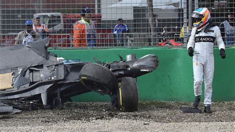 El escalofriante accidente de Fernando Alonso en Melbourne ...