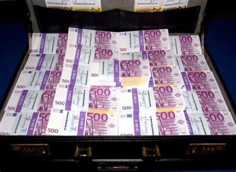 El euro sube a 1,1363 dólares | La República EC