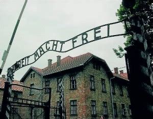 El famoso cartel de Auschwitz | Polonia Por Descubrir