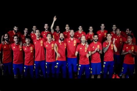 El himno de España para la Eurocopa 2016, La Roja Baila ...