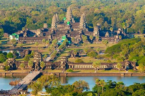 El Imperio jemer, Angkor Wat y Angkor Thom