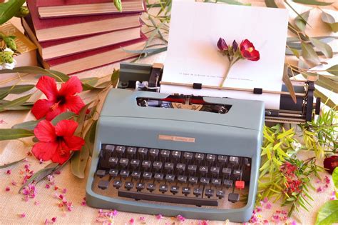 El Jabón Casero: Máquina de escribir para tu boda vintage ...