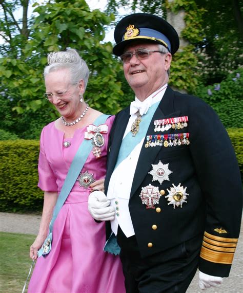 El marido de la reina quiere ser rey | JM Noticias.com