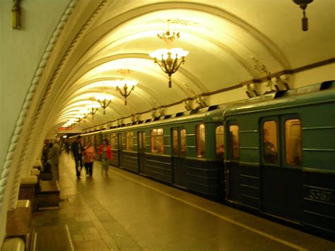 El metro de Moscú pronto ofrecerá acceso a Internet ...