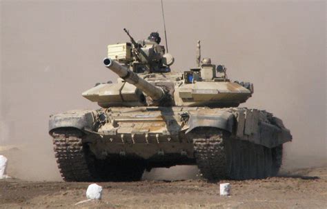 El moderno tanque T 90 de Rusia.   Taringa!