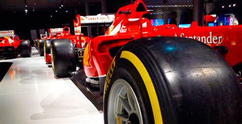 El museo de Fernando Alonso, al descubierto | DriveSmart ES