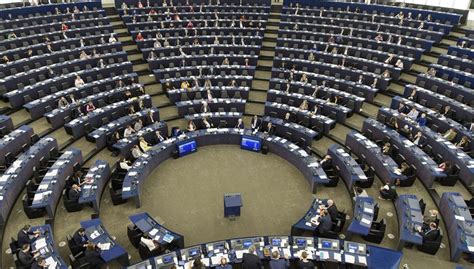 El Parlamento Europeo aboga por el diálogo dentro de la ...