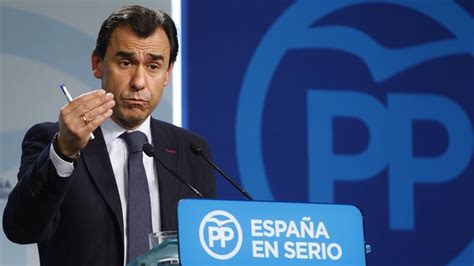 El PP no toma nota de la dimisión de Aguirre:  No es una ...