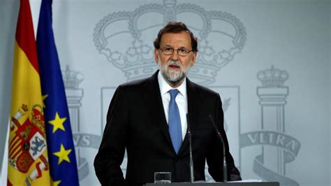 El presidente de España disuelve al gobierno de Cataluña ...