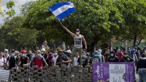 El presidente de Nicaragua retira la reforma de la ...