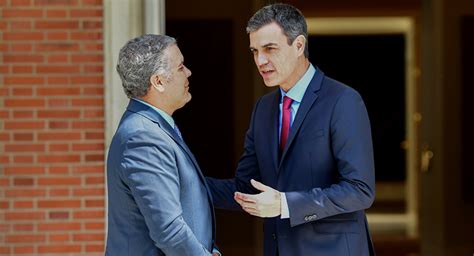 El presidente electo de Colombia se reúne con Pedro ...