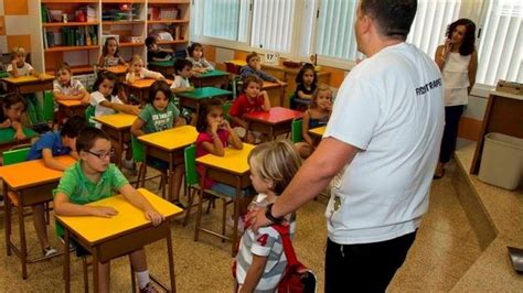 El PSOE pide garantizar el derecho a la educación de los ...