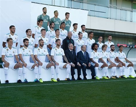 El Real Madrid ya tiene su foto oficial de la temporada 17 ...