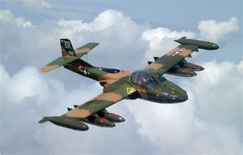 El Salvador planea comprar aviones militares a Chile ...