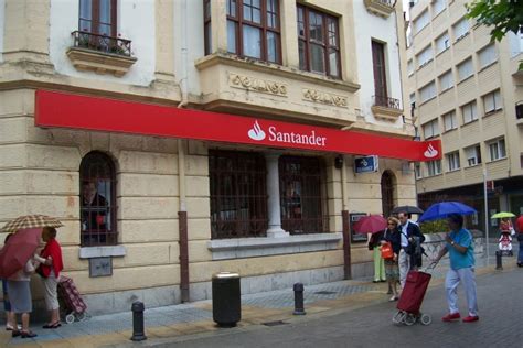 El Santander entra en China de la mano del CCB | Empresa y ...