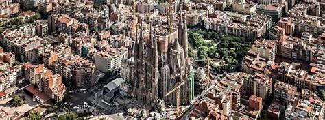 El templo expiatorio de la Sagrada Familia de Gaudí: un ...