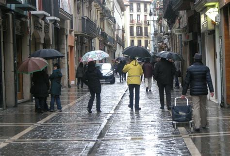 El tiempo en Navarra trae lluvias matutinas este domingo ...