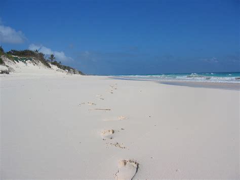 Elbow Beach, Bermuda   Wikipedia