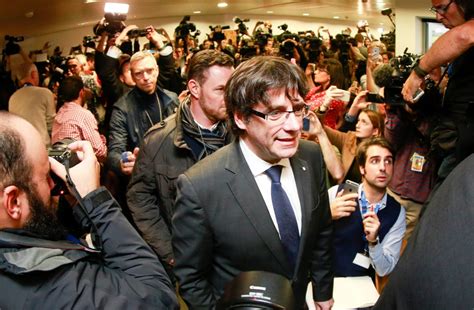 Elecciones Cataluña 21 D: Puigdemont está  dispuesto a ser ...