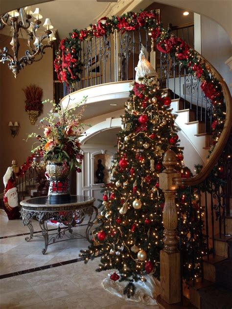 Elegant Christmas Tree Decorating Ideas | find craft ideas