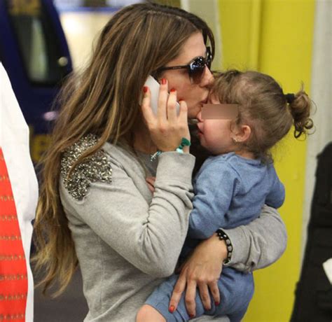 Elena Tablada regresa a Miami con su hija, Ella