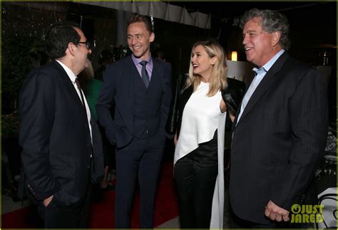 Elizabeth Olsen Denies Tom Hiddleston Dating Rumors: Photo ...