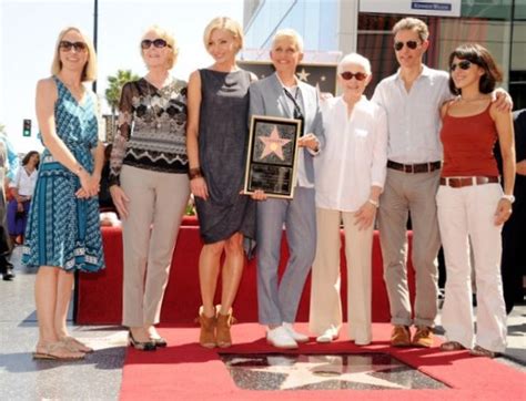 Ellen DeGeneres family: siblings, parents, children, spouse