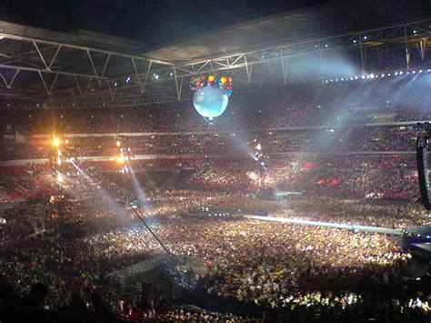 Eminem in concerto al Wembley Stadium di Londra, luglio ...