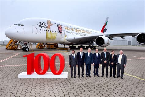 Emirates salută al 100 lea Airbus A380 din flotă  foto ...