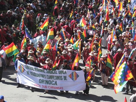 En Bolivia el divorcio entre movimientos sociales y ...