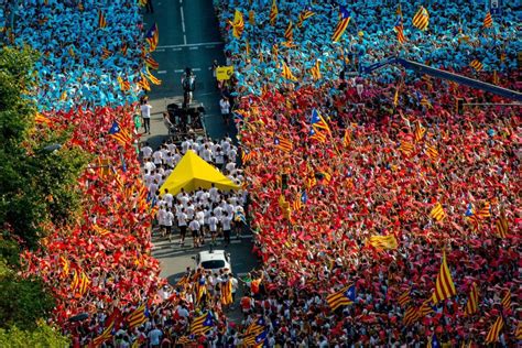En imágenes: El arte de las protestas catalanas   POLITICO ...