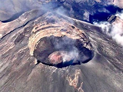 Encuentran segundo cráter dentro del volcán Popocatépetl ...