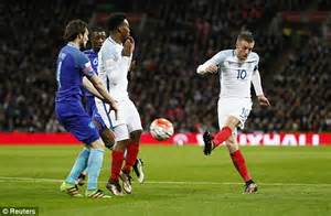 England 1 2 Holland RESULT: Follow the football action ...
