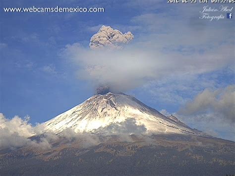 Enhanced activity at Popocatepetl Volcano on June 13, 2016 ...