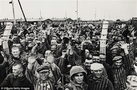 Enraged American soldiers executed 50 Nazis at Dachau ...