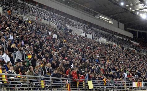 Entradas desde 5 euros para ver a la sub 21 en Murcia y ...