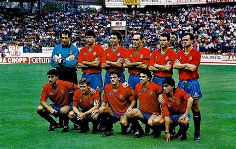 EQUIPOS DE FÚTBOL: ESPAÑA Selección 1990 1994