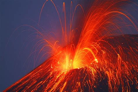 Eruption History   Oshima Volcano, Japan